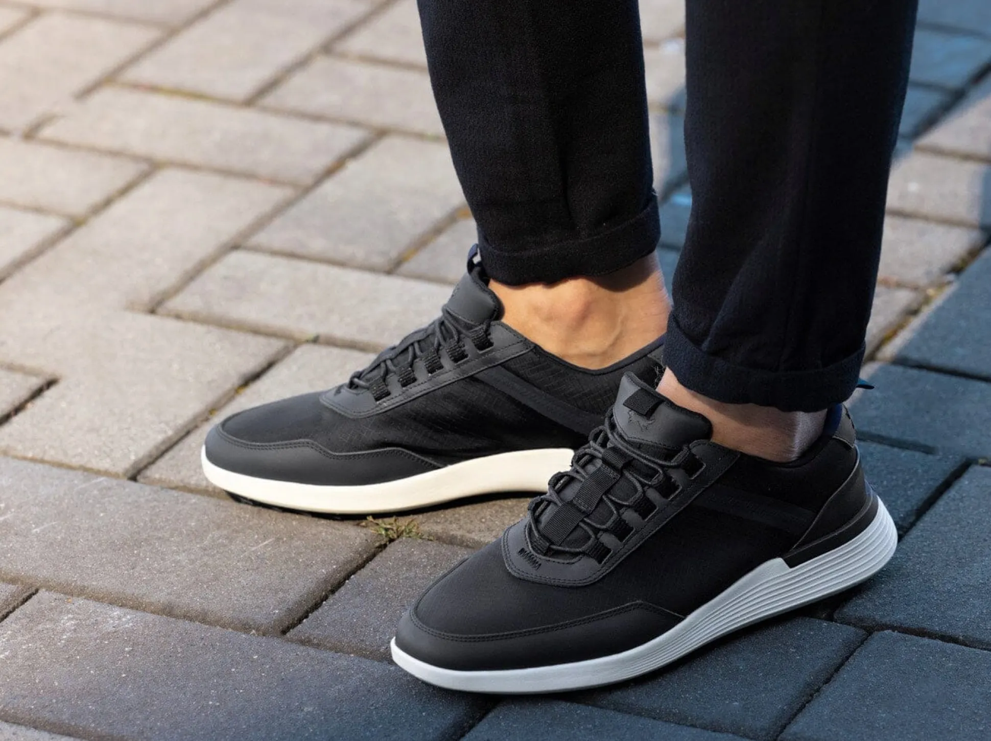 Wolf & Shepherd Crossover™ Trainer WTZ> Trainers | Hybrid Dress