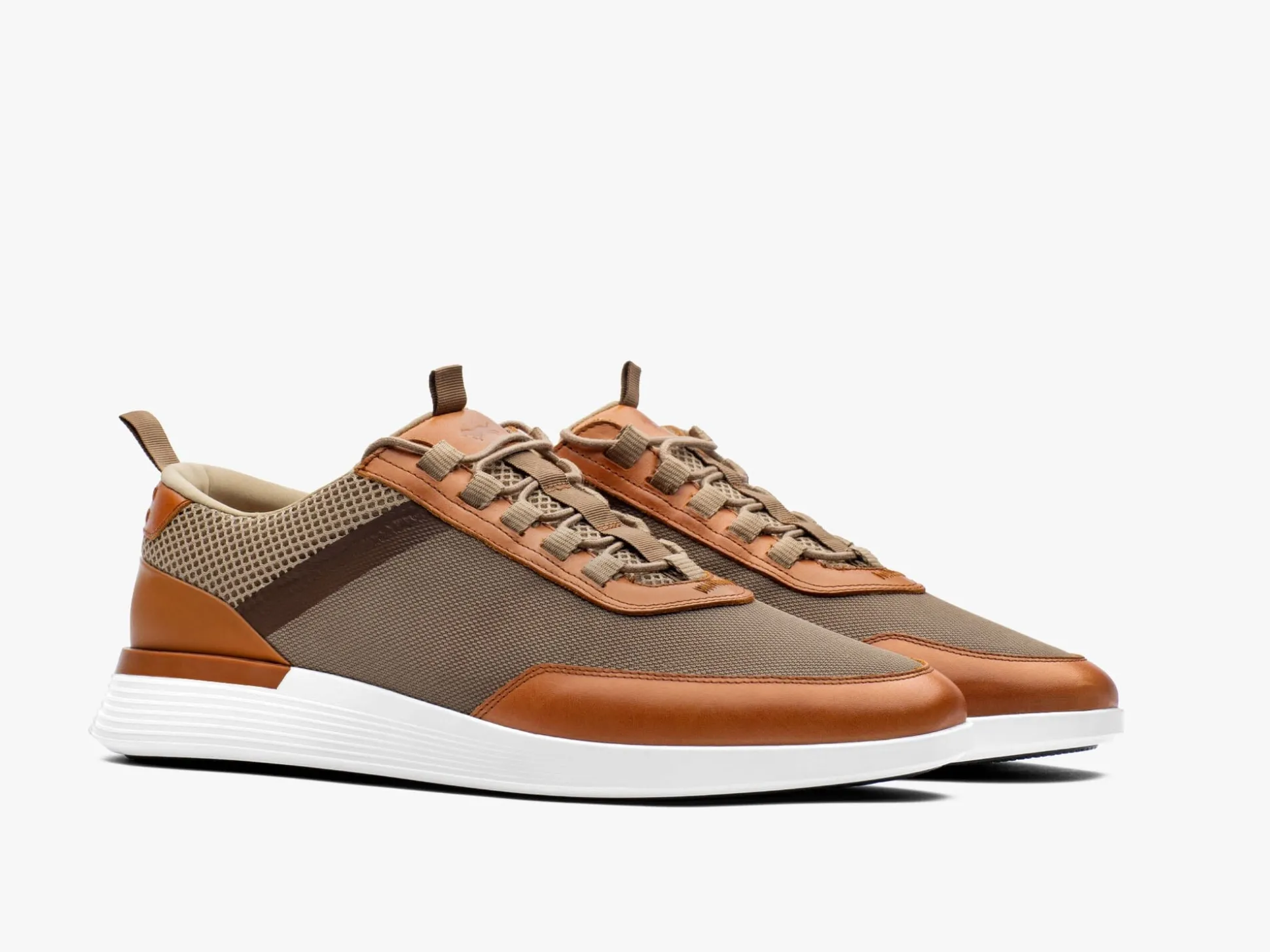 Wolf & Shepherd Crossover™ Victory Trainer>Women Lace-ups | Trainers