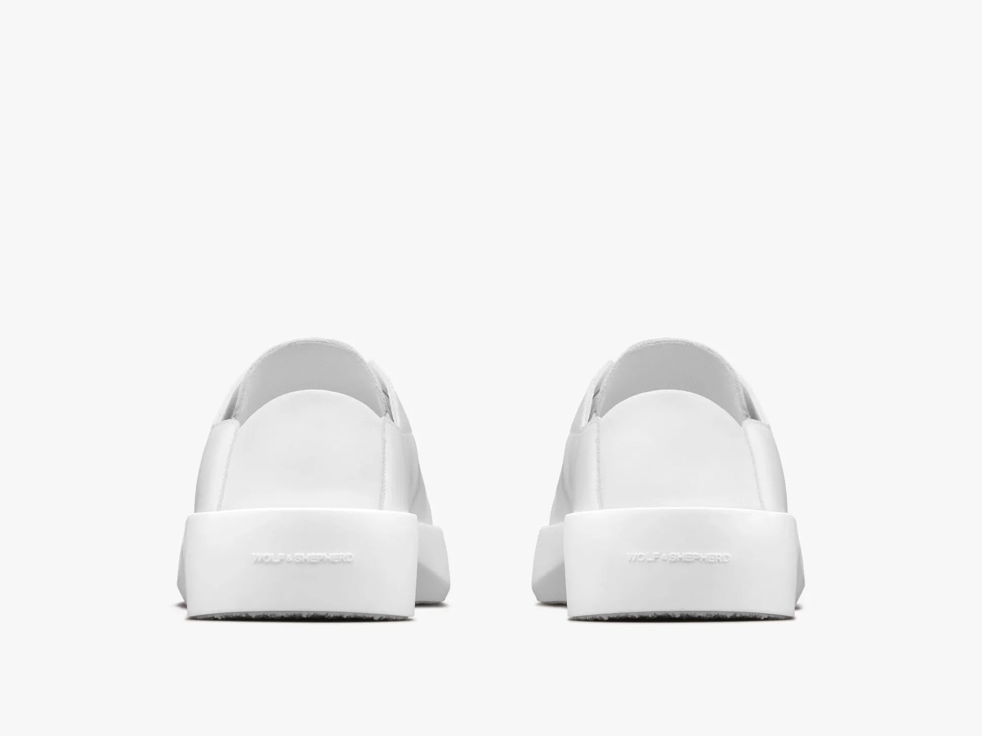 Wolf & Shepherd Cruise™ Ace>Women Slip-ons
