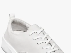 Wolf & Shepherd Cruise™ Lace-Up><noscript><img width=