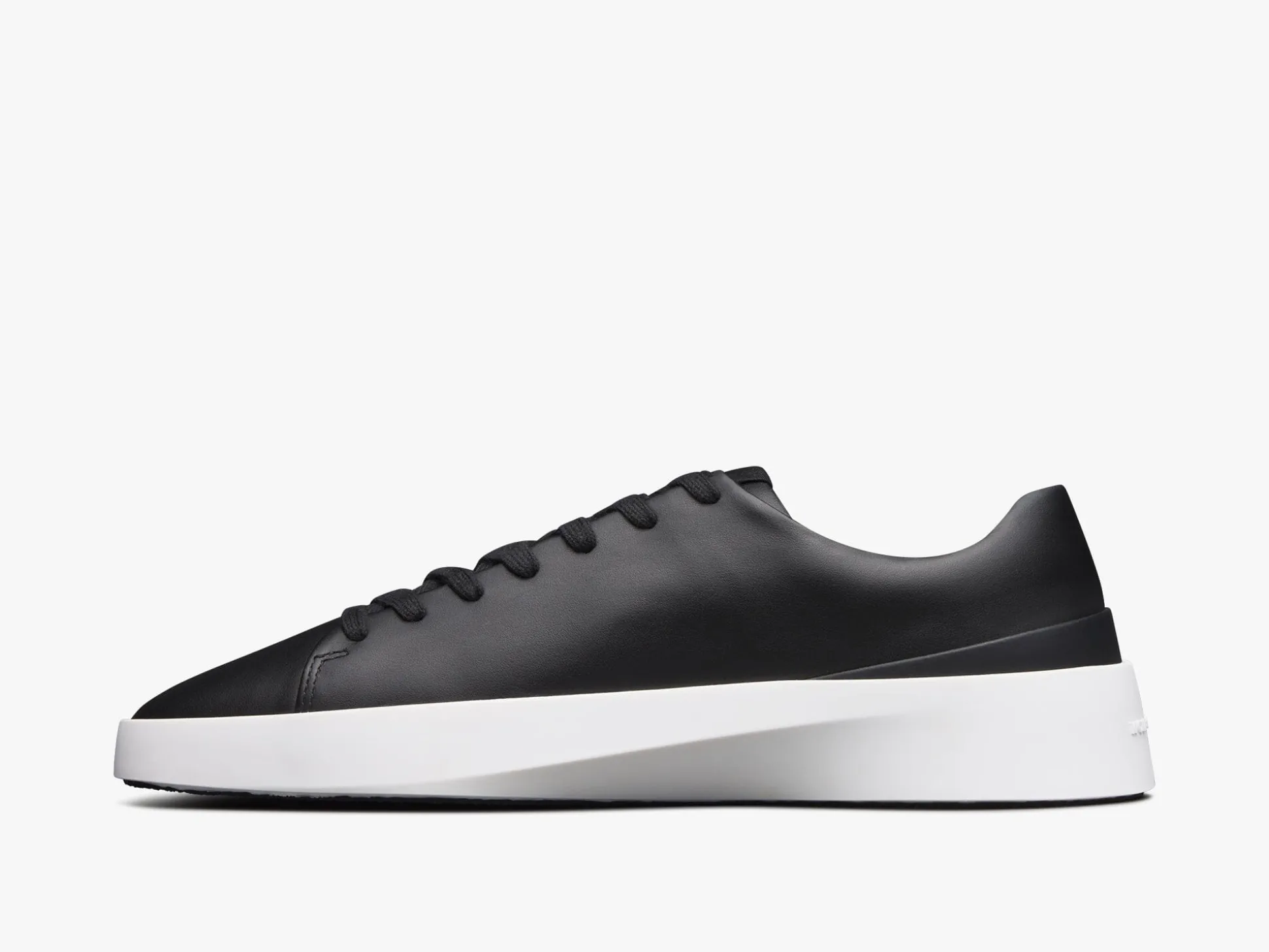 Wolf & Shepherd Cruise™ Lo>Women Lace-ups | Slip-ons