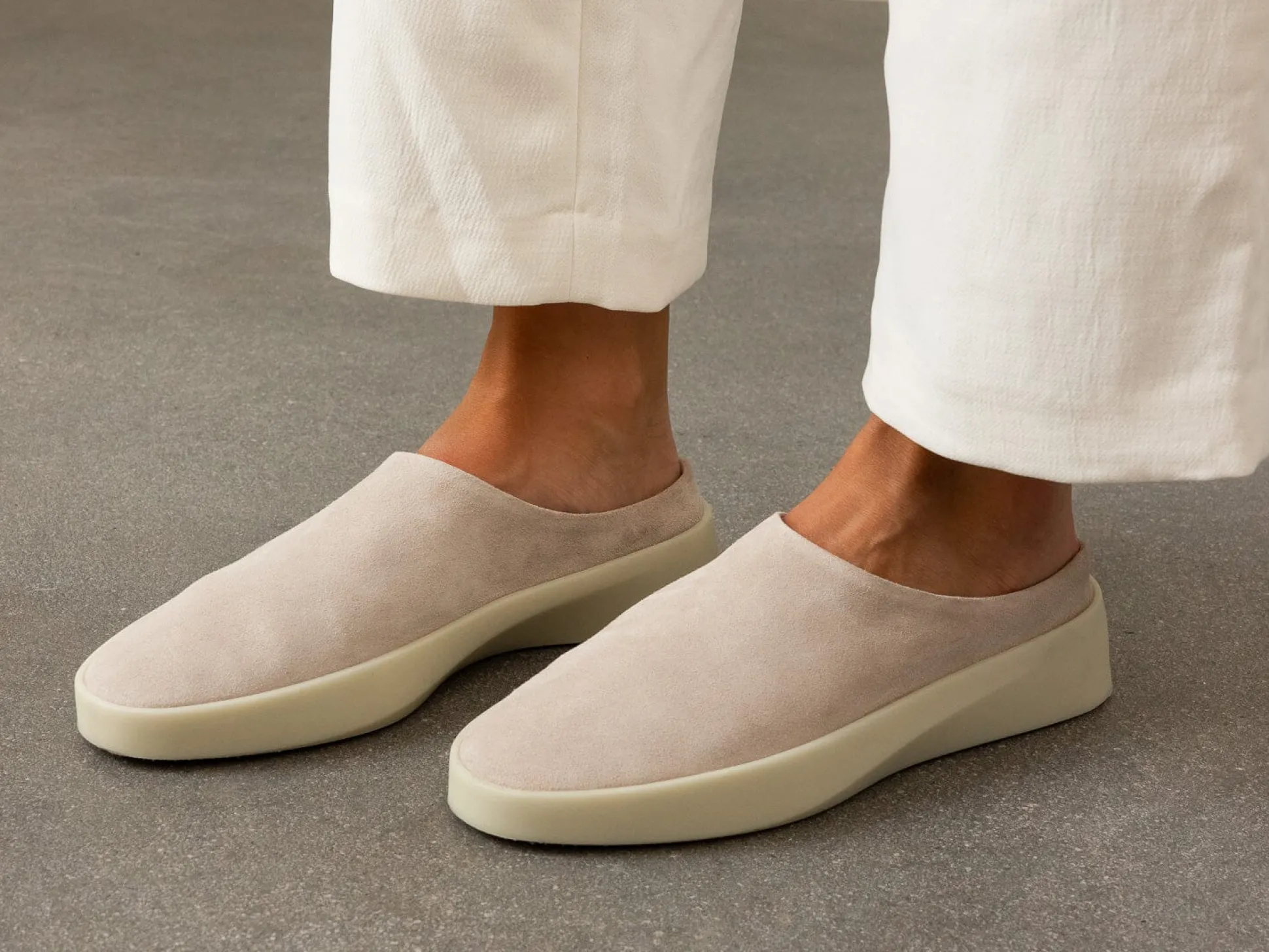 Wolf & Shepherd Cruise™ Mule>Women Slip-ons