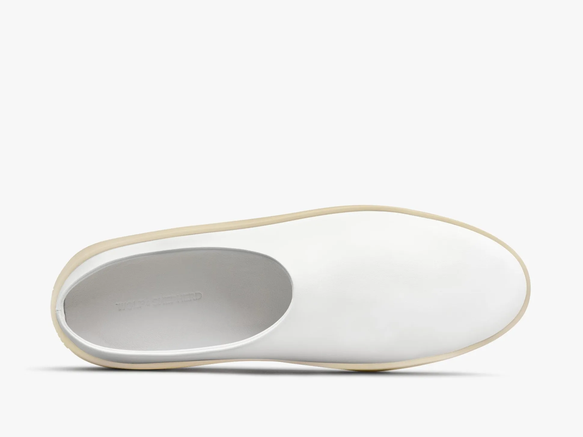 Wolf & Shepherd Cruise™ Mule>Women Slip-ons