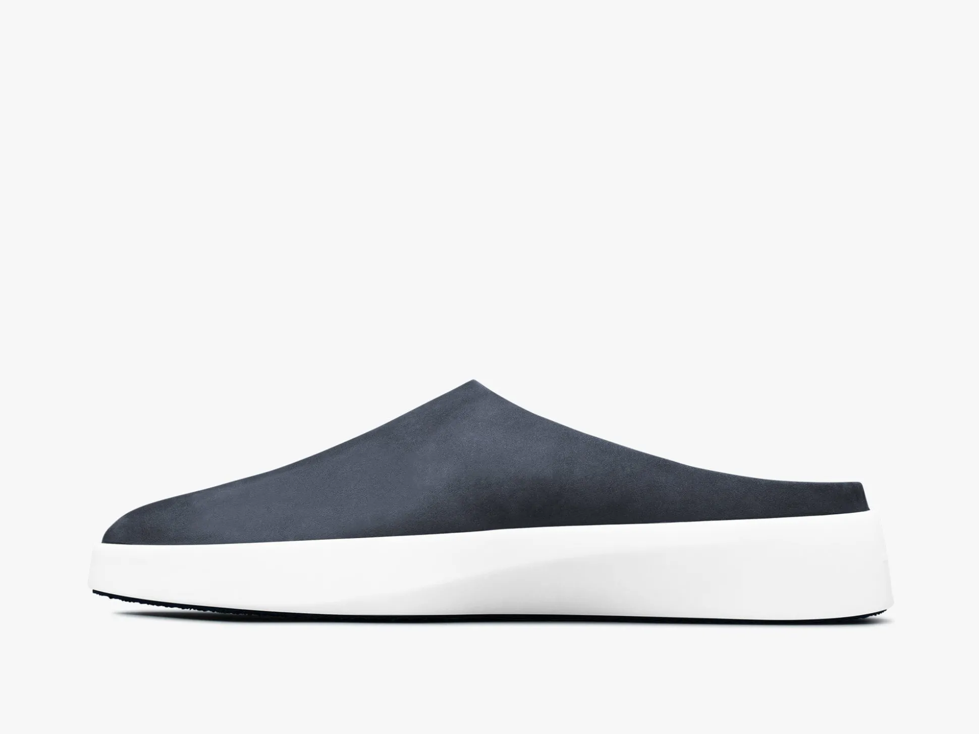 Wolf & Shepherd Cruise™ Mule>Women Slip-ons