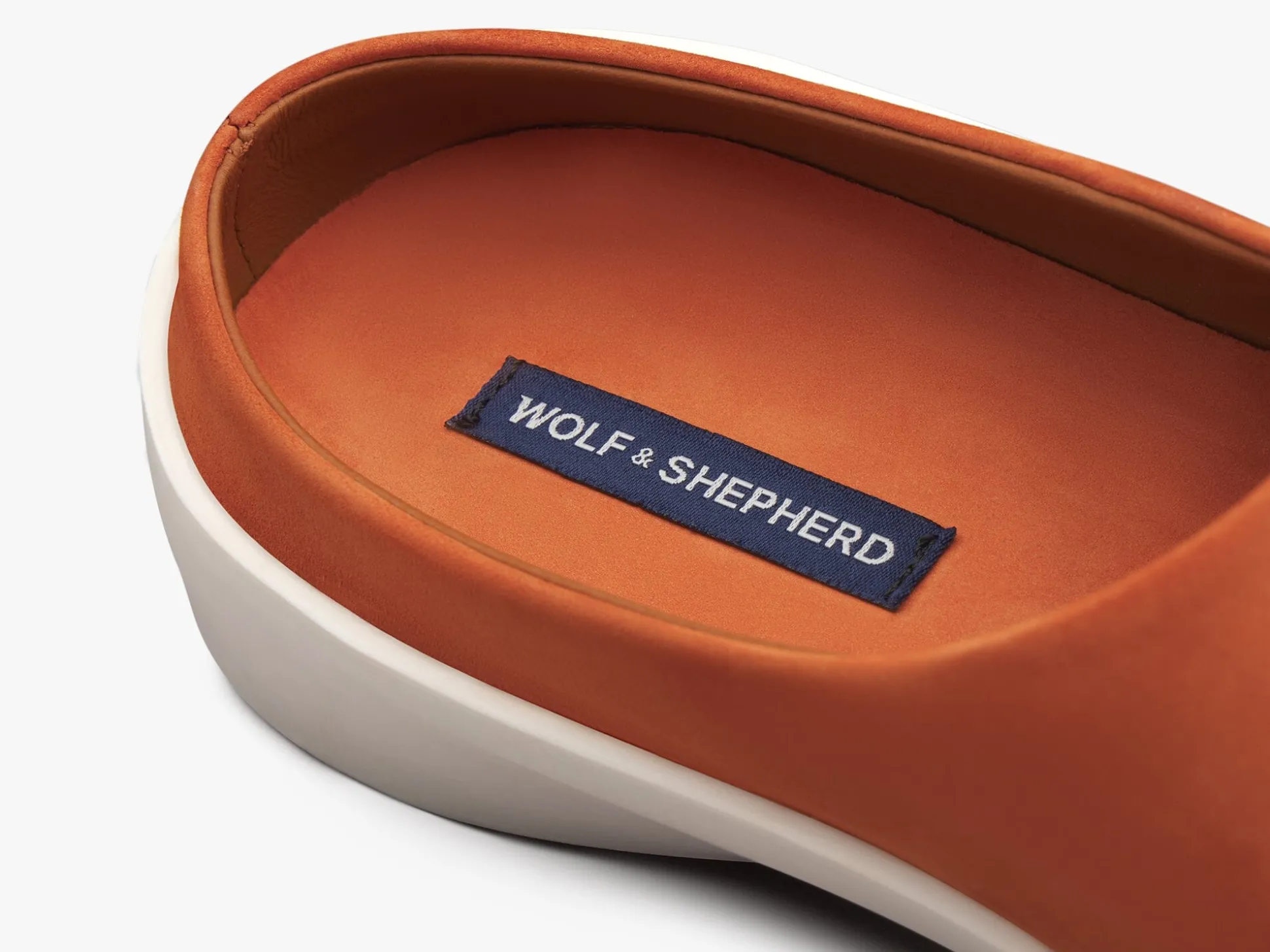 Wolf & Shepherd Cruise™ Mule>Women Slip-ons
