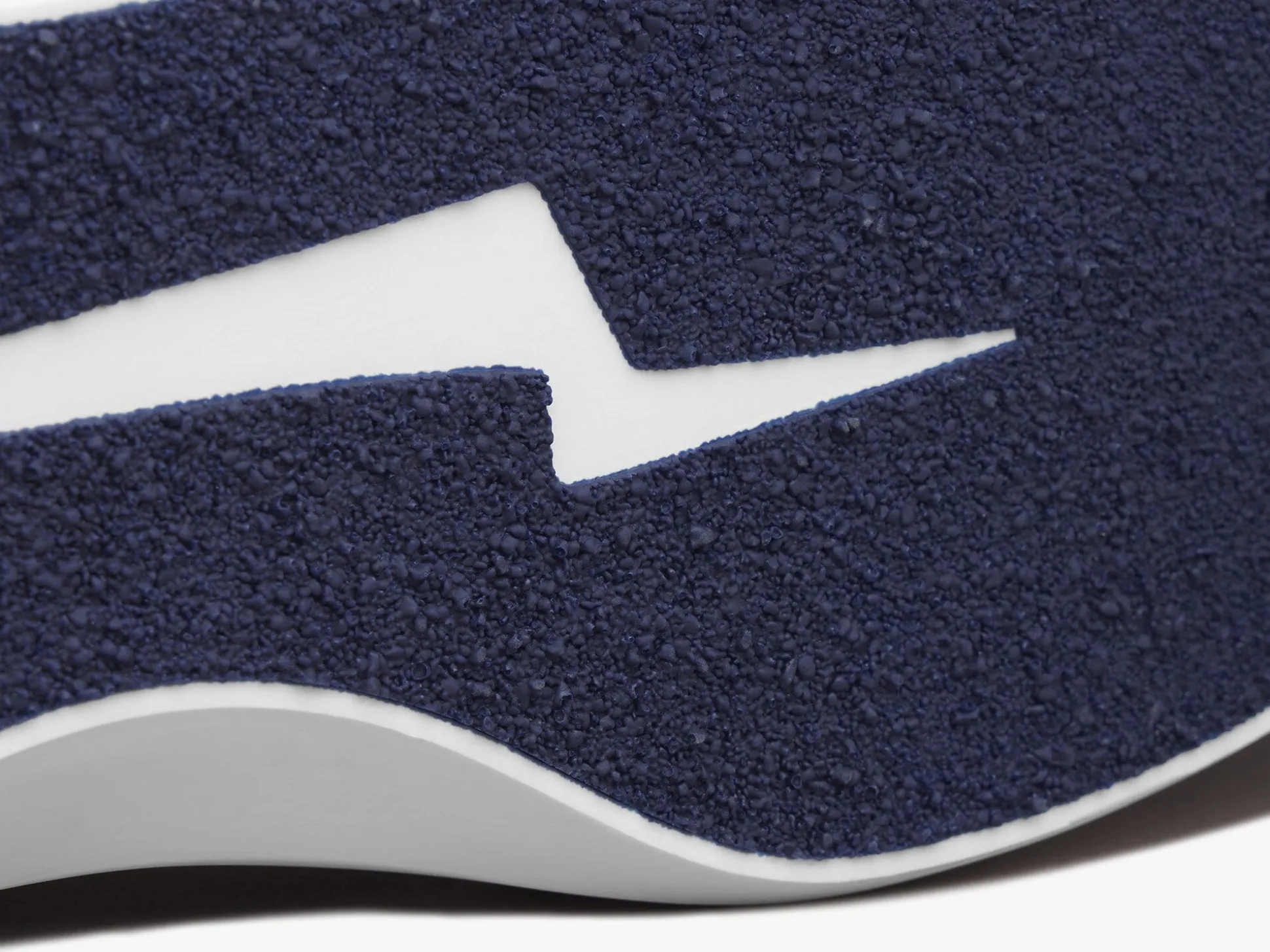 Wolf & Shepherd Cruise™ Mule>Women Slip-ons