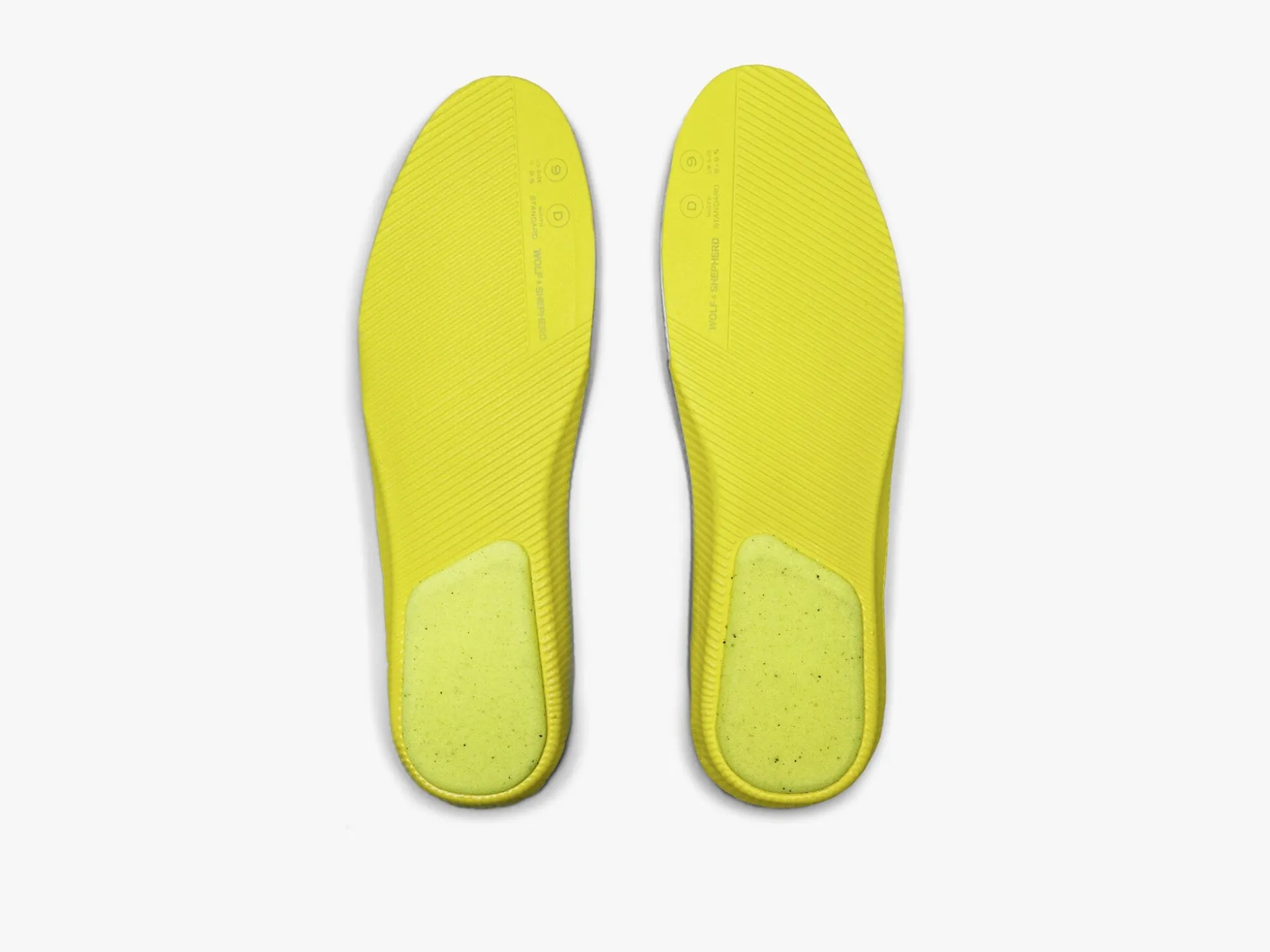 Wolf & Shepherd Cruise™ Mule>Women Slip-ons
