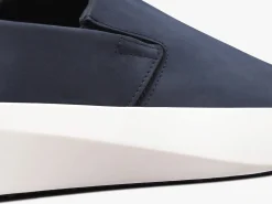 Wolf & Shepherd Cruise™ Slip-On><noscript><img width=