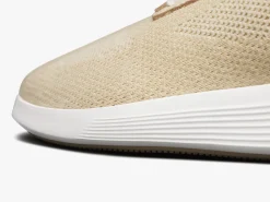Wolf & Shepherd SupremeKnit™ Trainer><noscript><img width=
