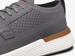 Wolf & Shepherd SwiftKnit™ Derby><noscript><img width=