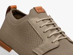 Wolf & Shepherd SwiftKnit™ Derby><noscript><img width=